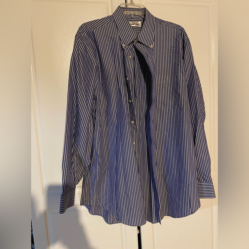 Marshall Fields 100% Cotton Men's Blue Striped Shirt
